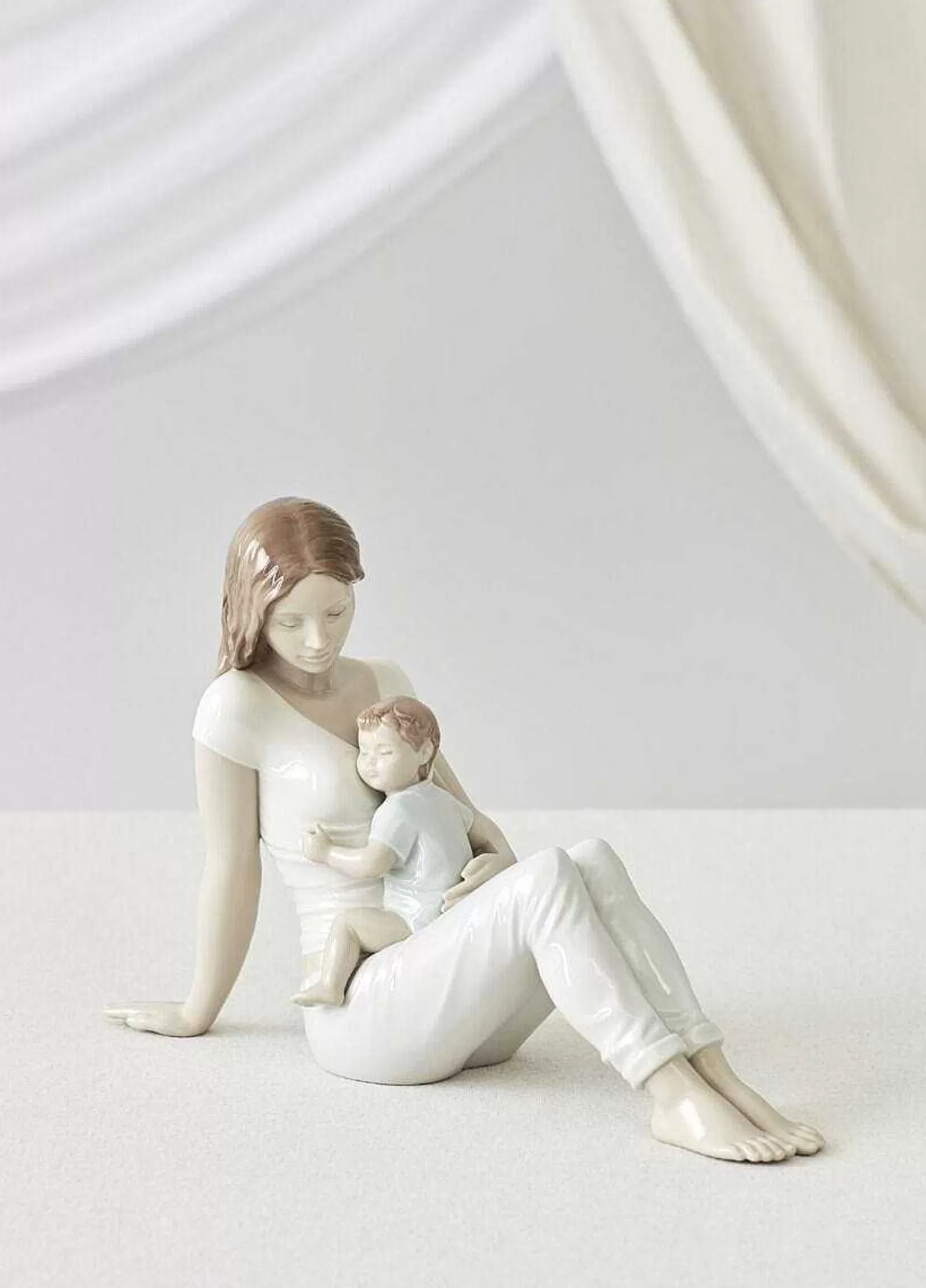 Lladró A Mother'S Love Figurine Type 445^ Heritage