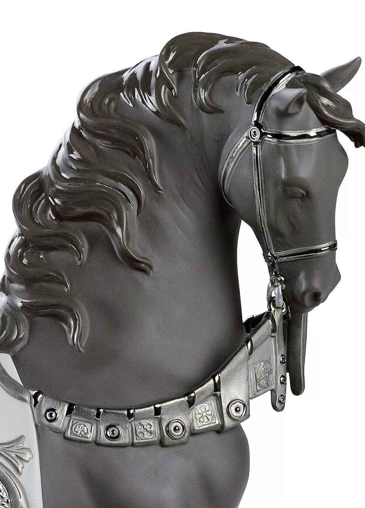 Lladró A Regal Steed Horse Sculpture. Silver Lustre^ Animals