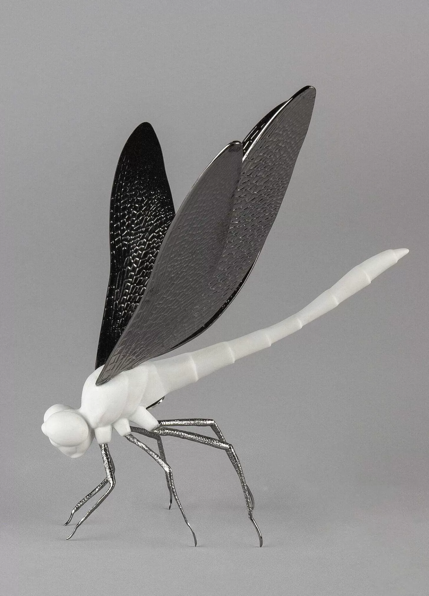 Lladró Dragonfly Figurine. Matte White^ Design