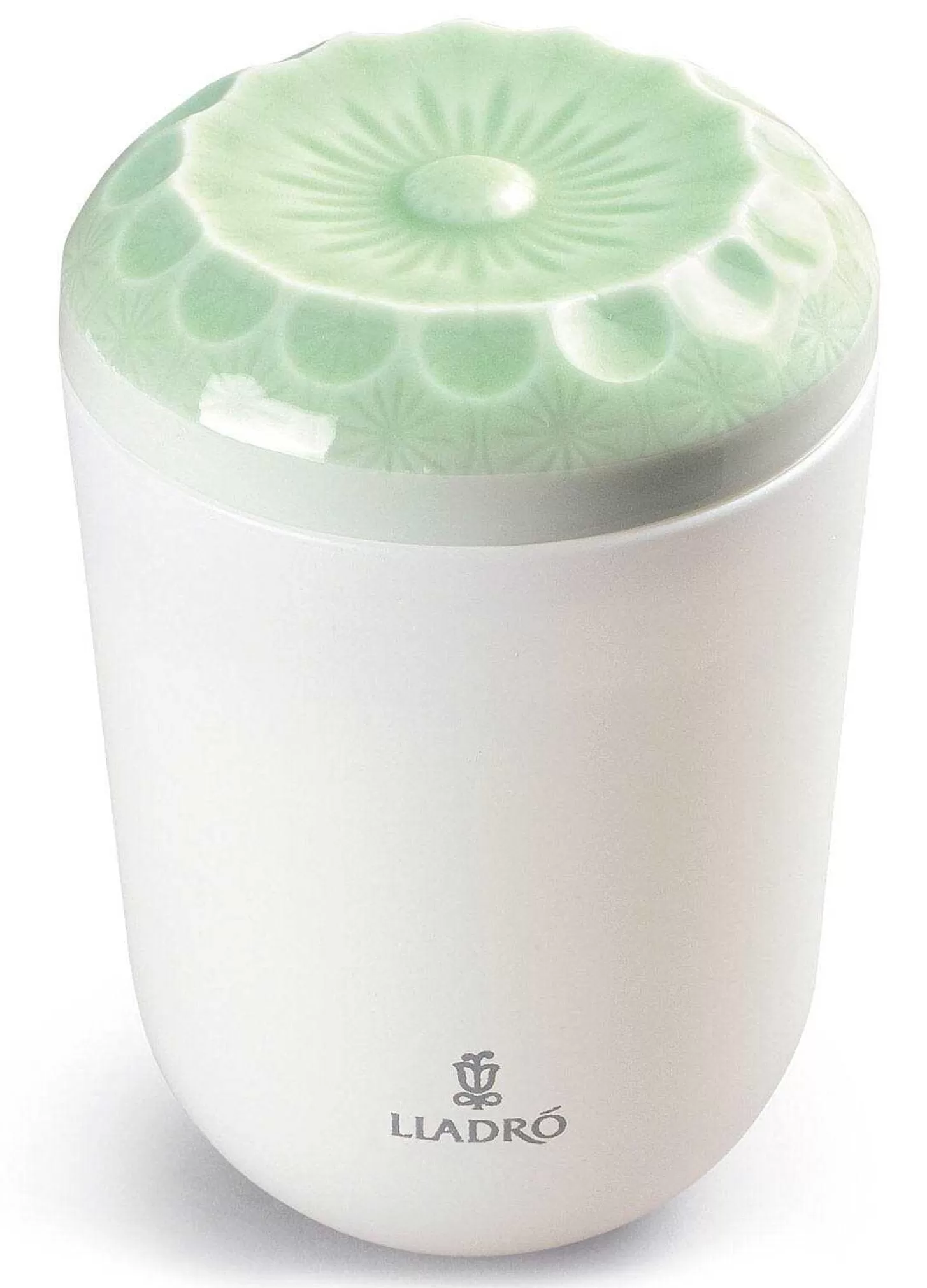 Lladró Echoes Of Nature Candle. On The Prairie Scent^ Light & Scent