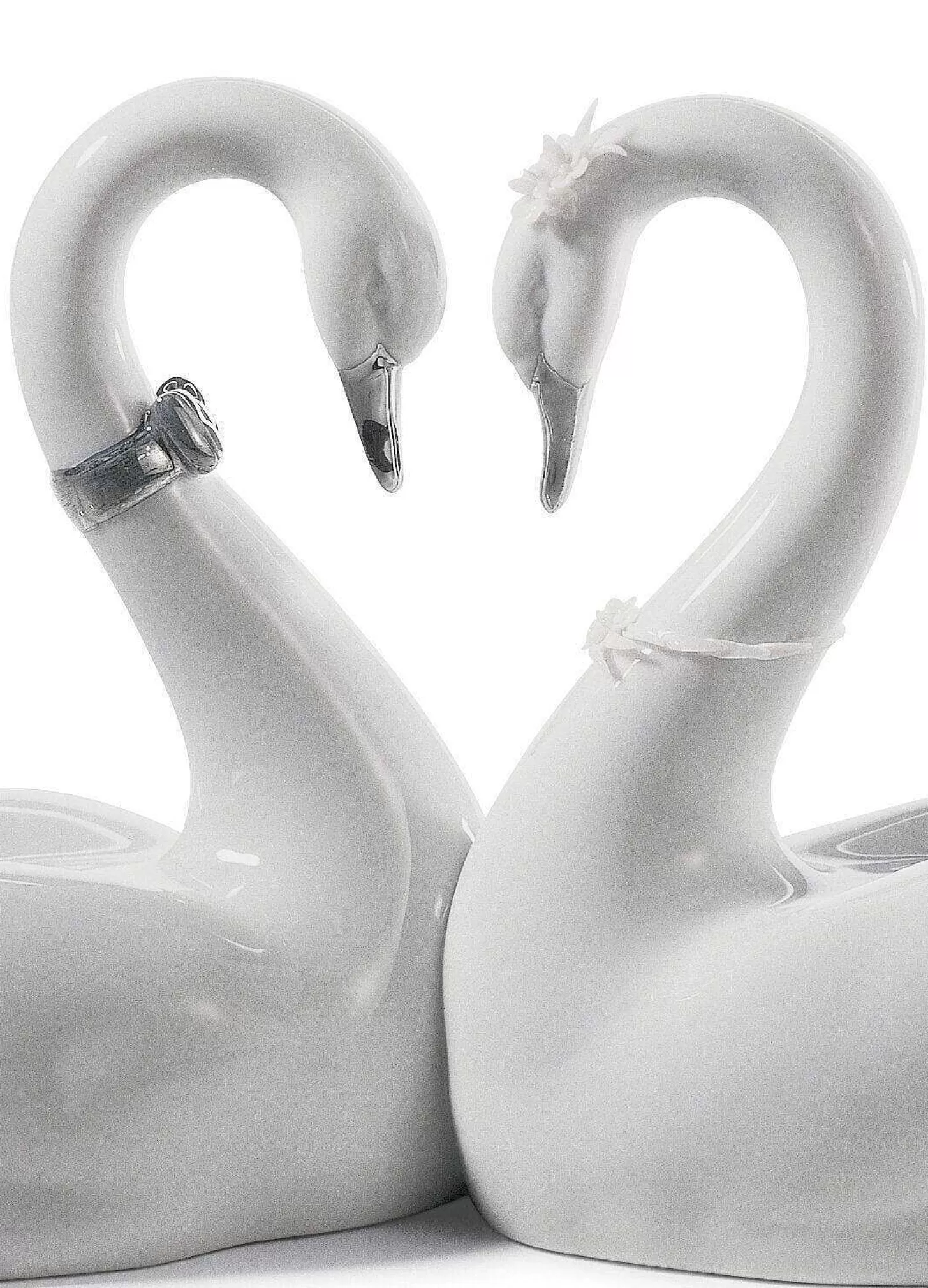 Lladró Endless Love Swans Figurine. Silver Lustre^ Animals