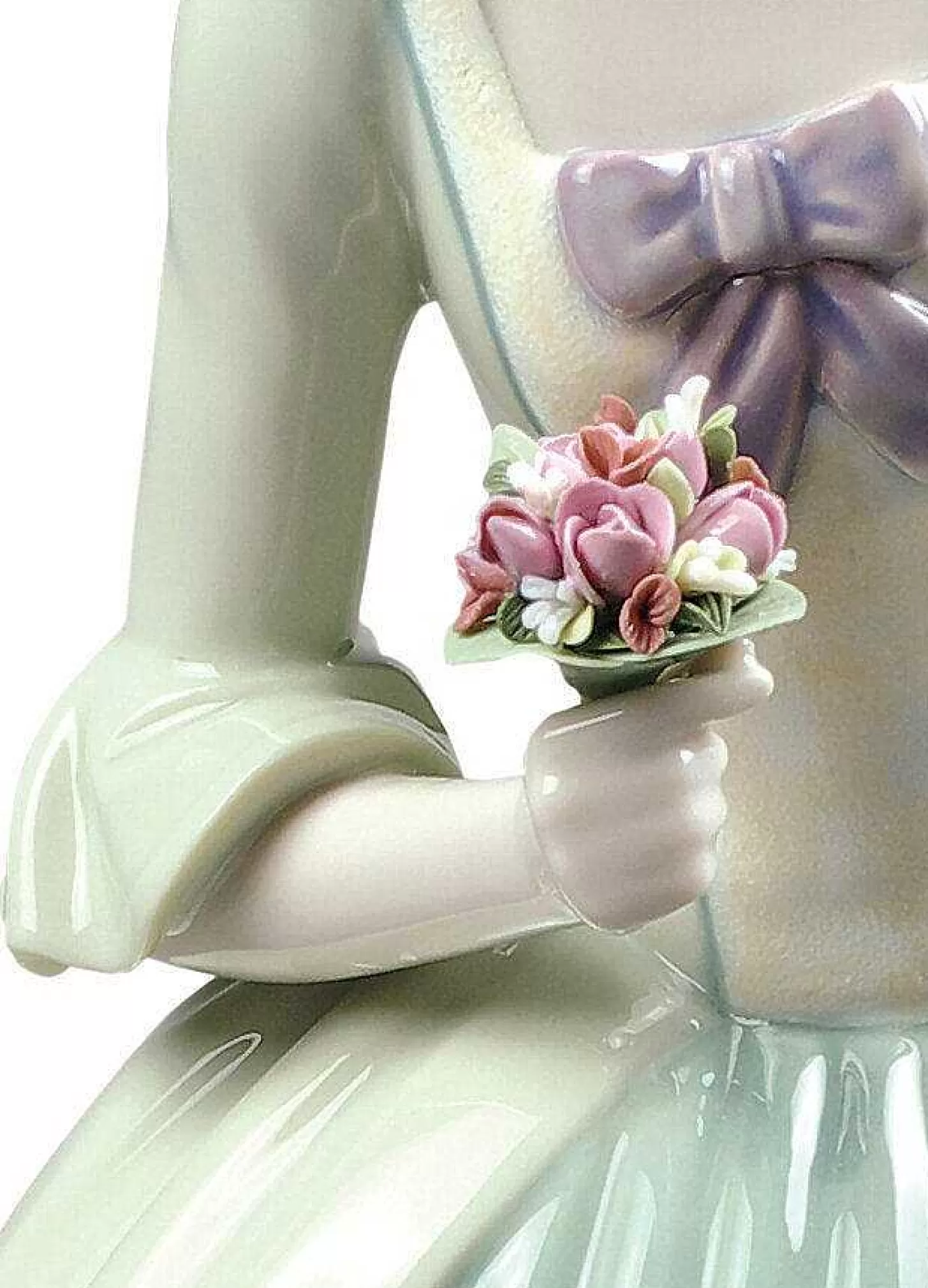 Lladró Floral Scent Woman Figurine^ Women