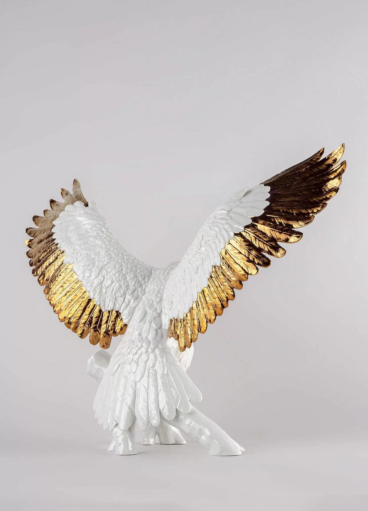 Lladró Freedom Eagle Sculpture. White And Copper^ Animals
