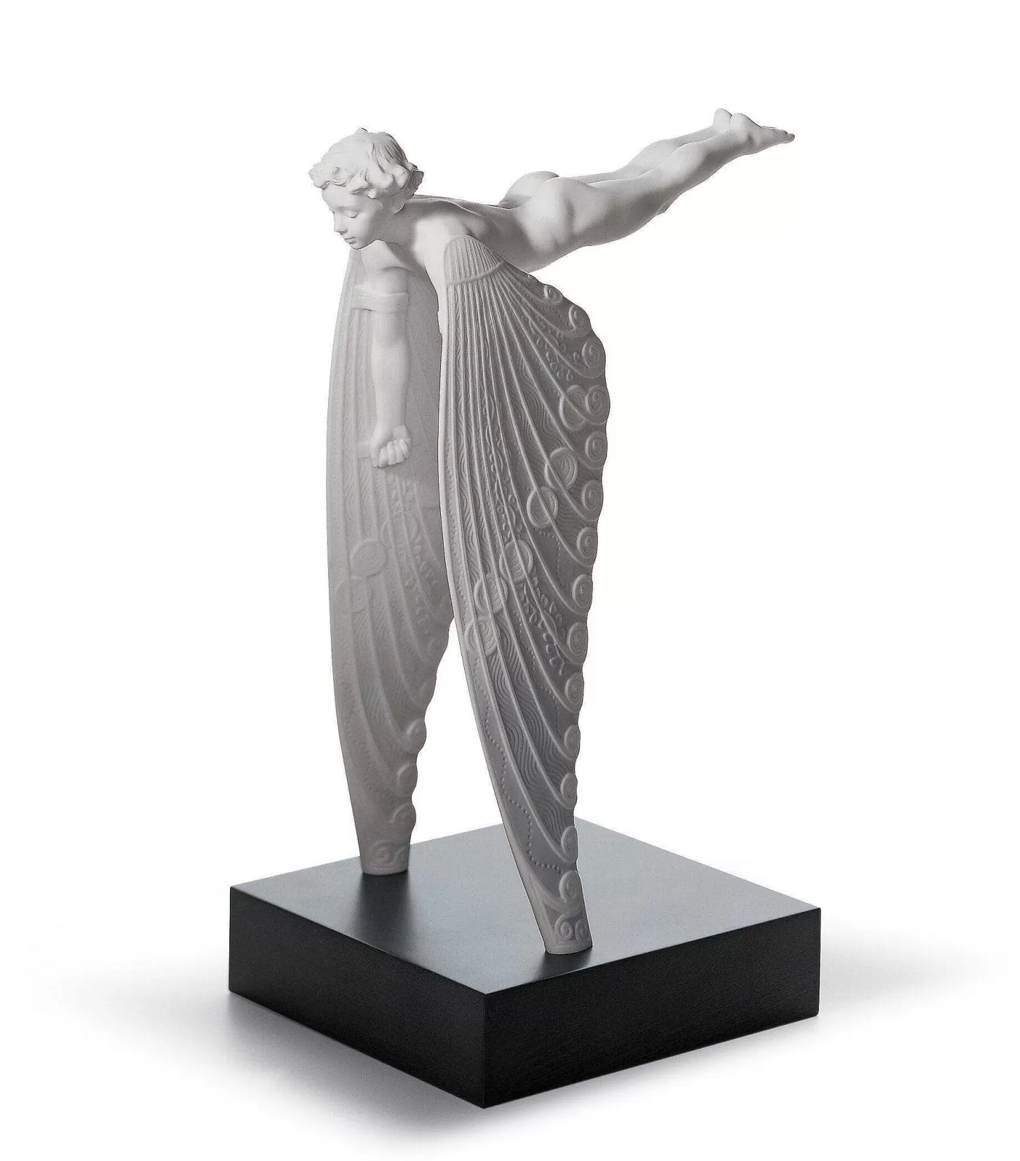 Lladró Imaginatio Angel Figurine^ Angels