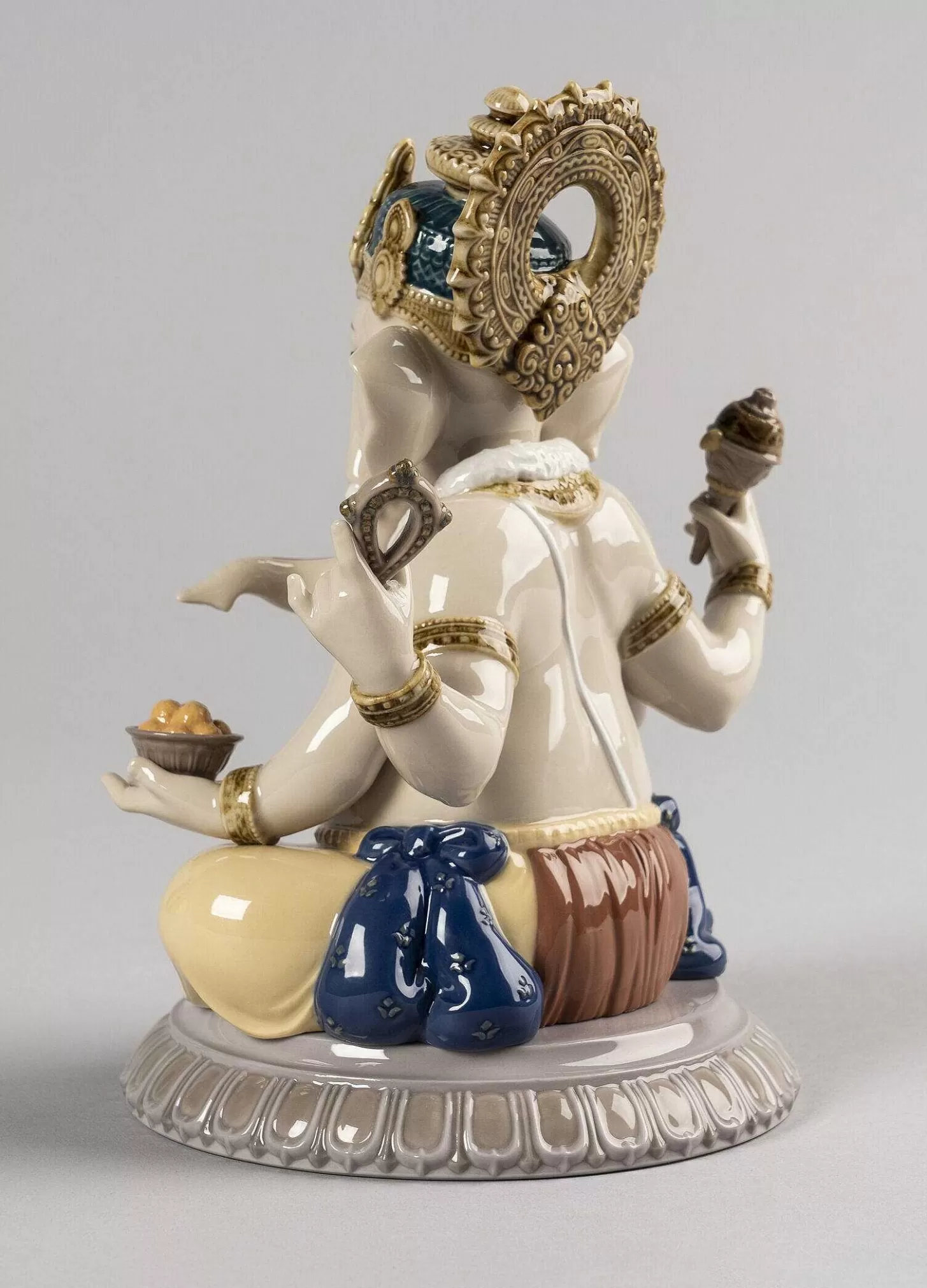 Lladró Lord Ganesha Figurine^ Hinduism