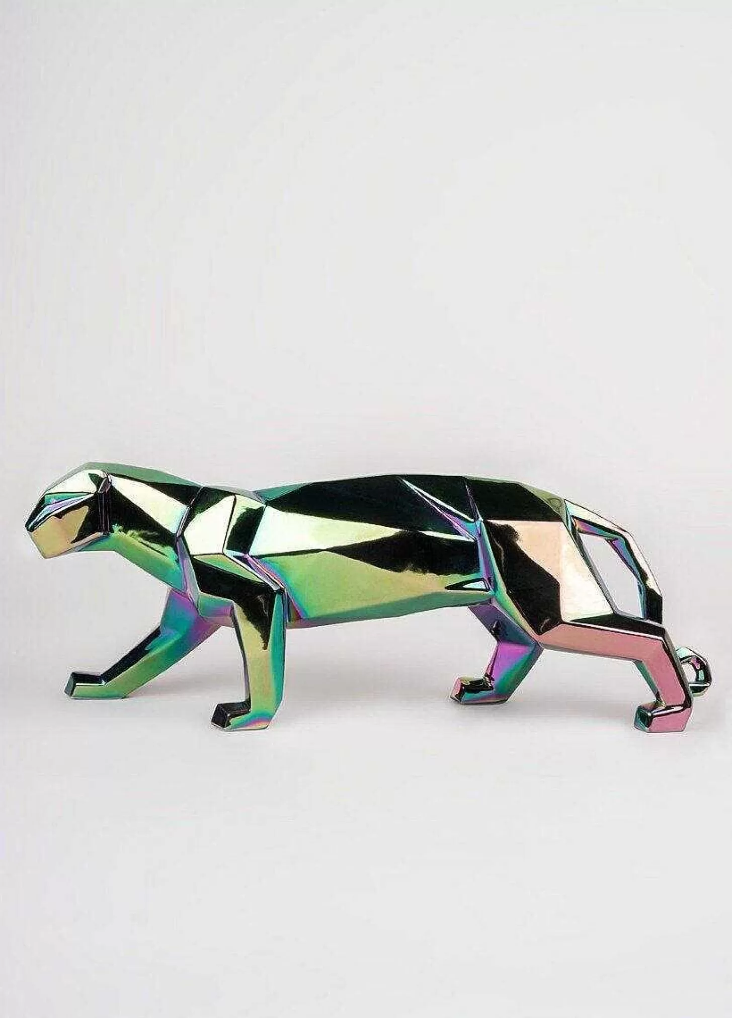 Lladró Panther Sculpture. Iridiscent^ Design