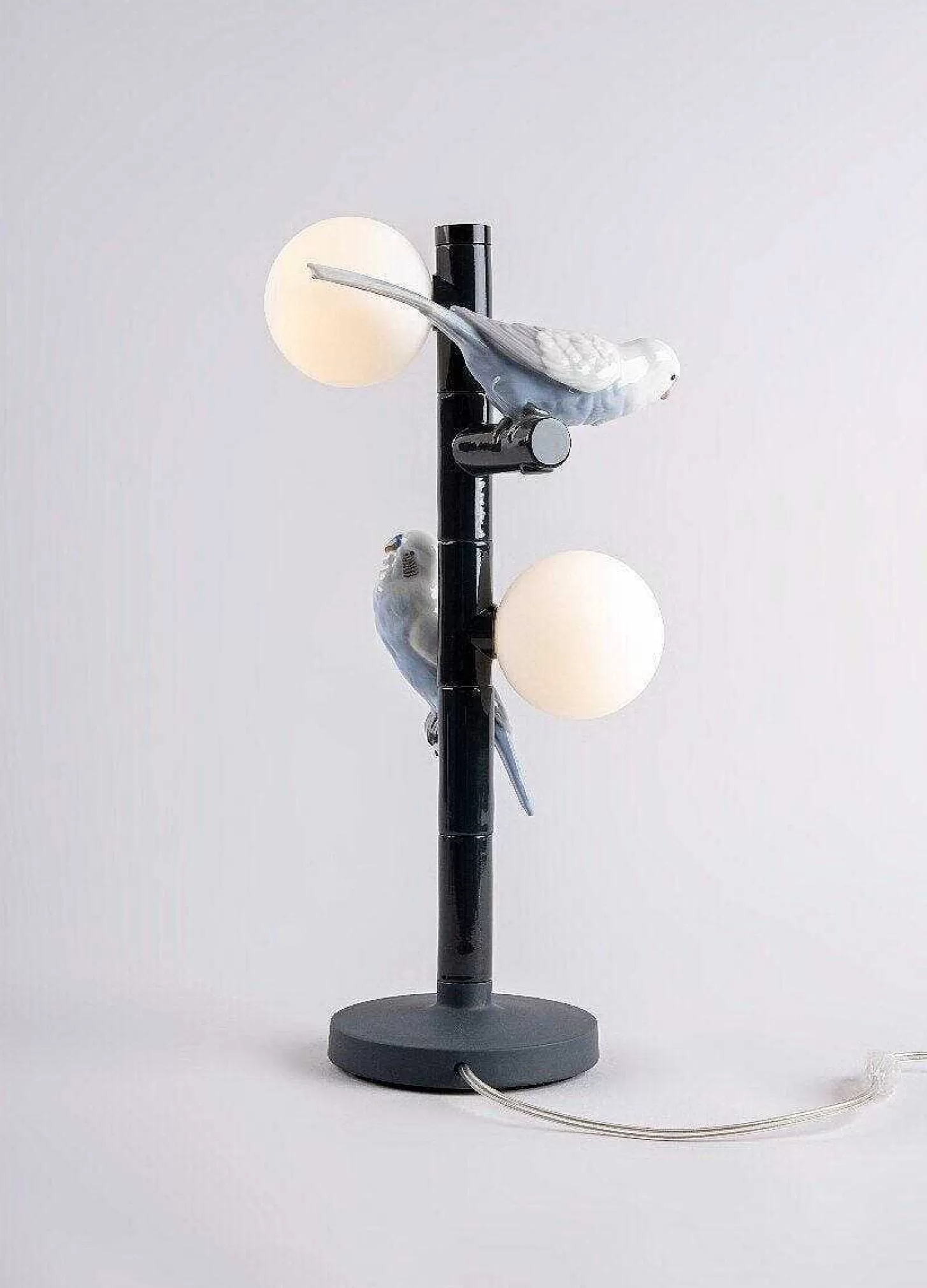 Lladró Parrot Table Lamp. Black (Us)^ The Parrot Party