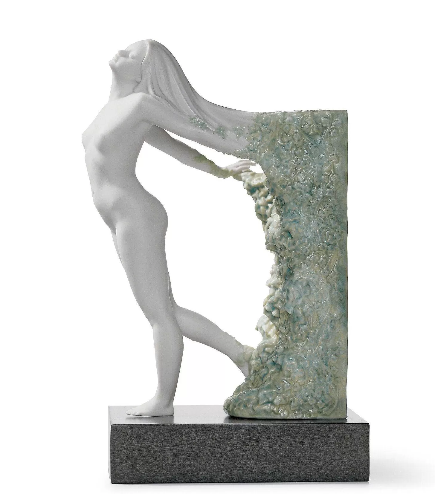 Lladró Renovatio Woman Figurine^ Women