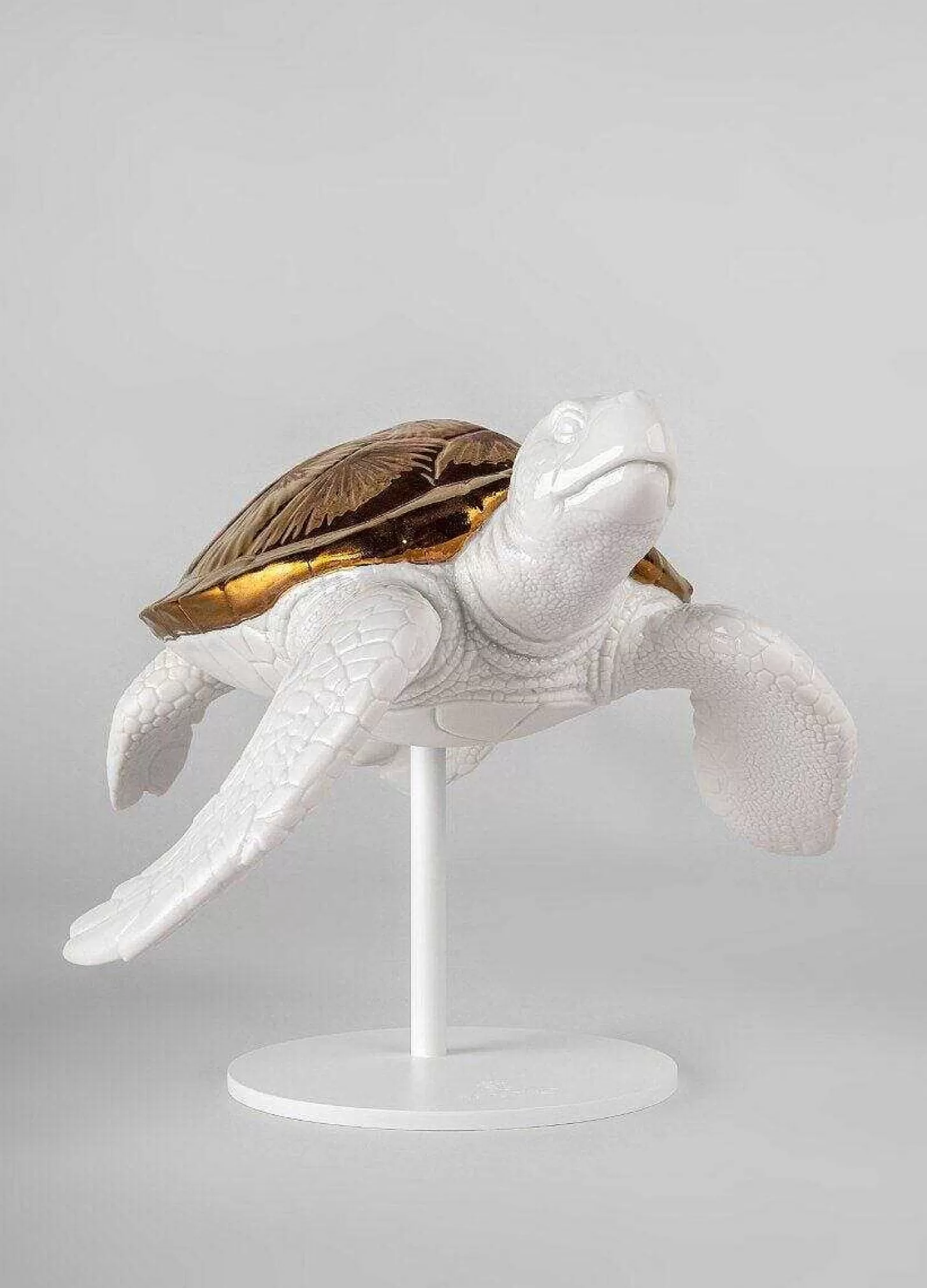 Lladró Sea Turtle Ii (White - Copper) Sculpture^ Design