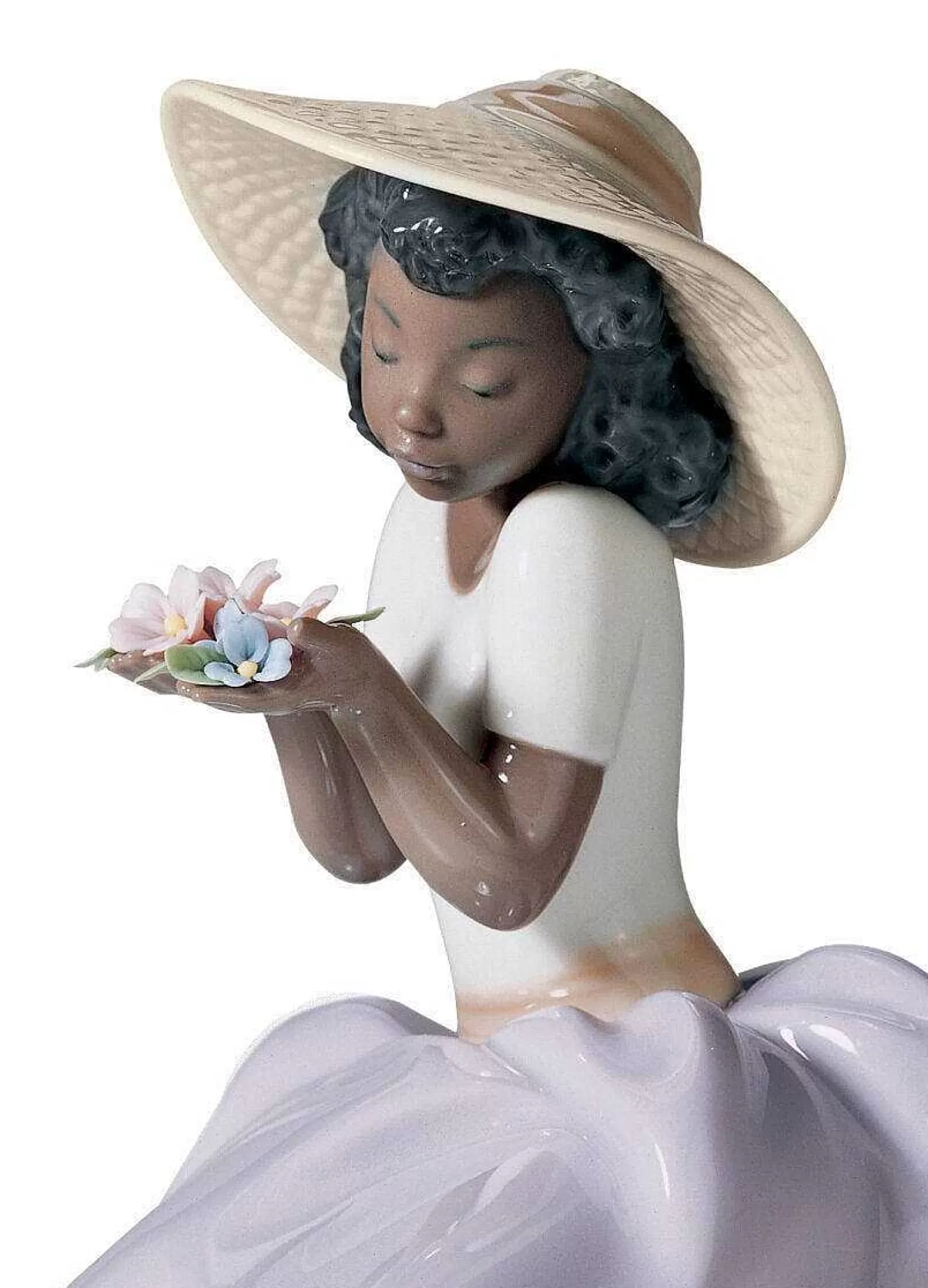 Lladró Sweet Fragrance Girl Figurine^ Heritage