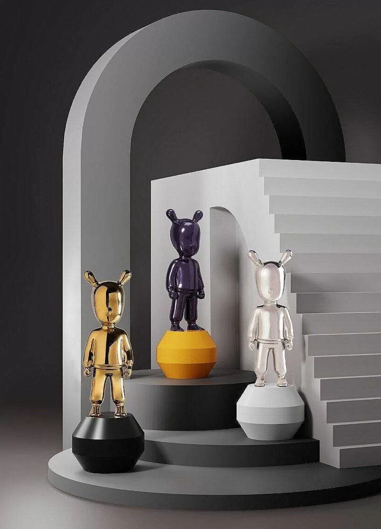 Lladró The Guest Little-Purple On Yellow Figurine. Small Model^ Design
