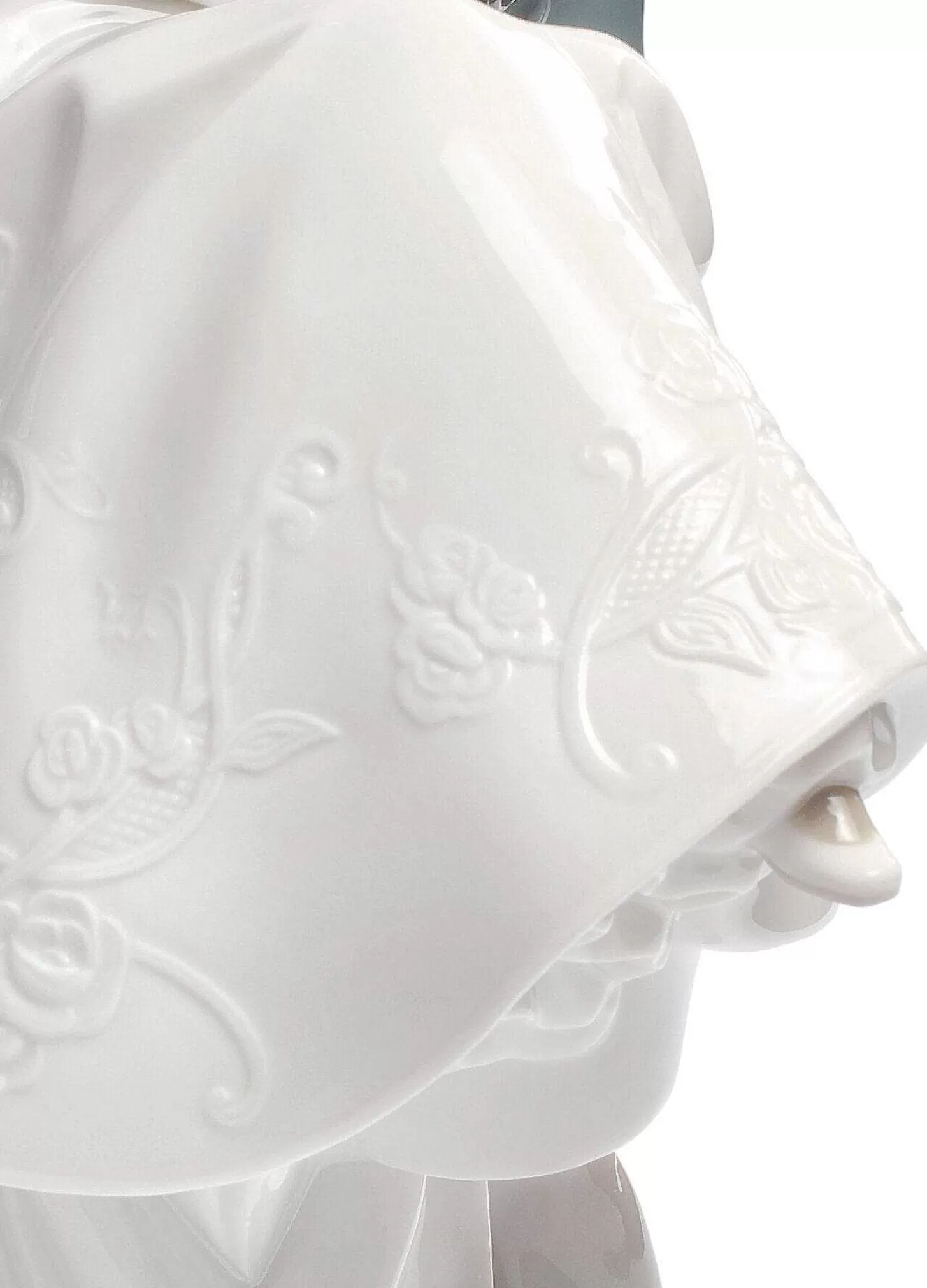 Lladró The Happiest Day Couple Figurine Type 357^ Love