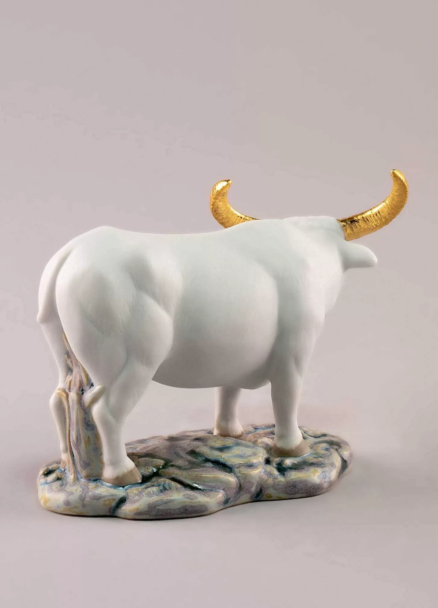 Lladró The Ox Mini Figurine^ Animals