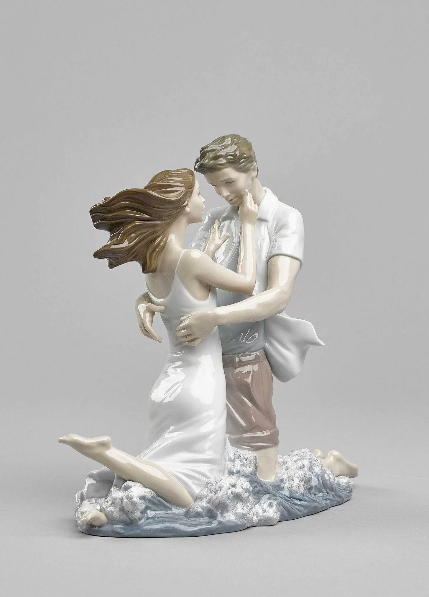 Lladró The Thrill Of Love Couple Figurine^ Love
