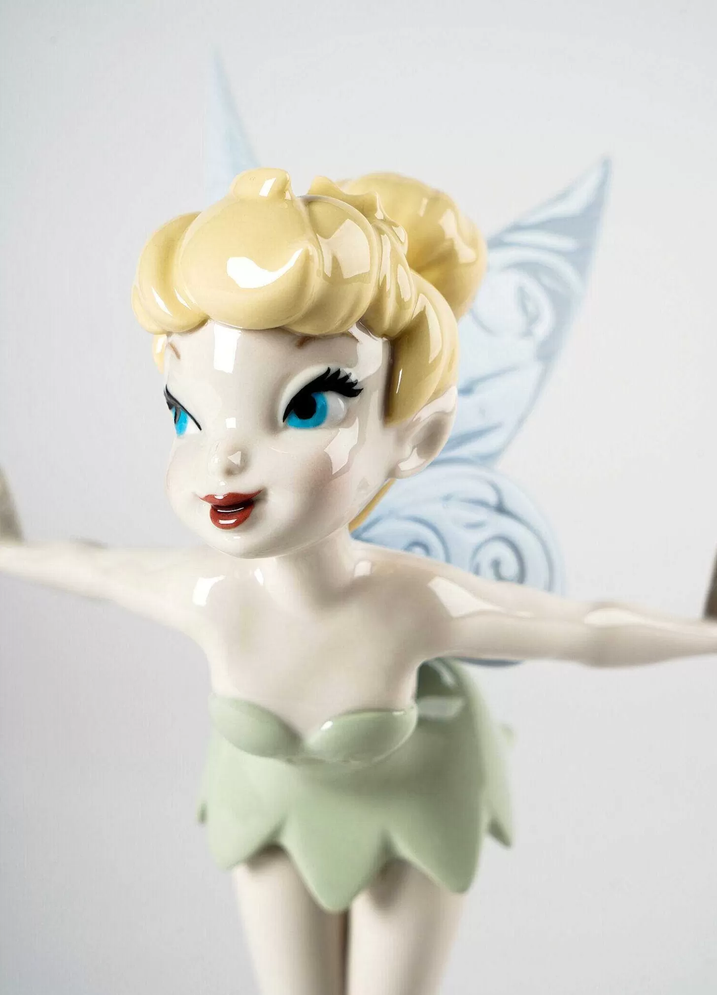 Lladró Tinker Bell Figurine^ Design